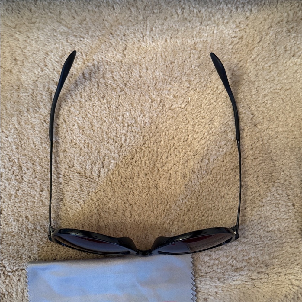 Authentic Ray Ban Erika polarized sunglasses - Picture 5 of 12